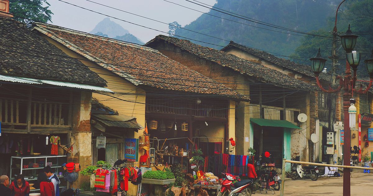 Điểm du lịch Hà Giang: Phố cổ Đồng Văn