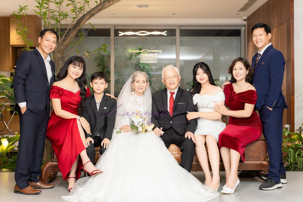 Thuê dịch vụ chụp ảnh tại nhà cho gia đình giá bao nhiêu năm 2025 Thuê dịch vụ chụp ảnh tại nhà cho gia đình giá bao nhiêu năm 2025