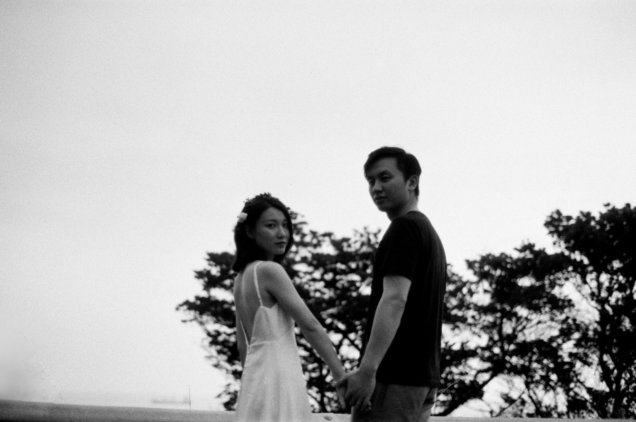 10 Studio chụp ảnh couple đen trắng tại Đà Nẵng 