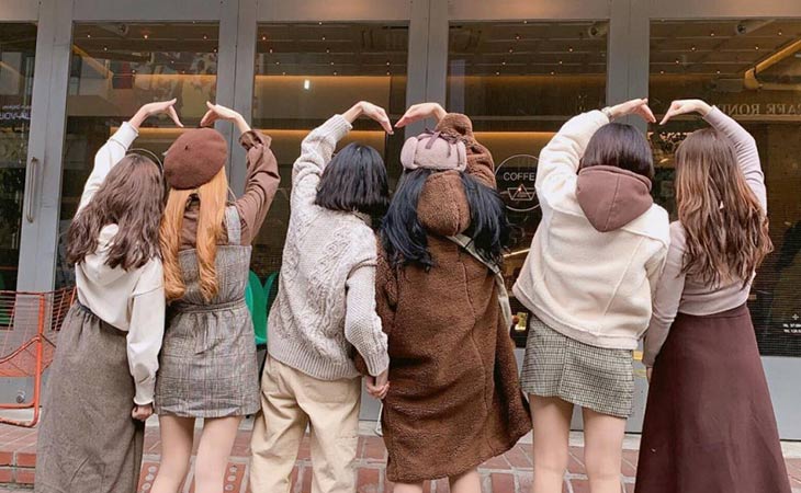 Top 10 cách chụp ảnh nhóm lầy lội cho 6 người siêu độc