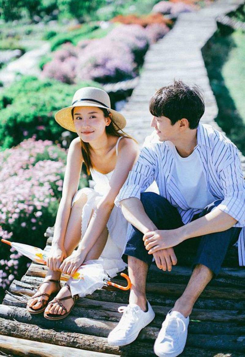  chụp ảnh couple tết đáng yêu tại Hà Nội năm 2025