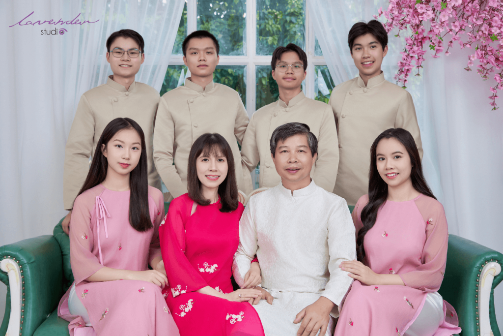 Lựa chọn bối cảnh chụp ảnh áo dài cùng gia đình ngày Tết Lựa chọn bối cảnh chụp ảnh áo dài cùng gia đình ngày Tết