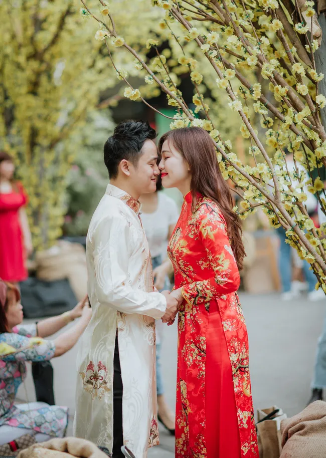 Hướng dẫn chọn dịch vụ chụp hình Tết uy tín năm 2025 đơn giản Hướng dẫn chọn dịch vụ chụp hình Tết uy tín năm 2025 đơn giản