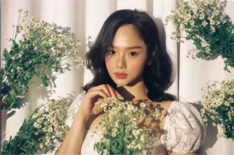 10 concept chụp hình cặp đôi tại nhà cực "xịn sò" không nên bỏ qua