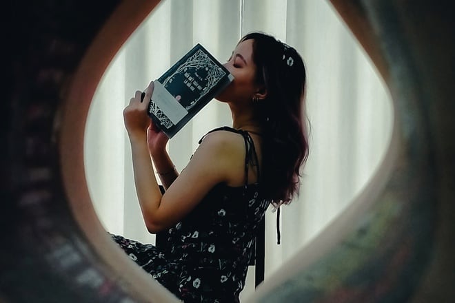 10 concept chụp hình cặp đôi tại nhà cực "xịn sò" không nên bỏ qua