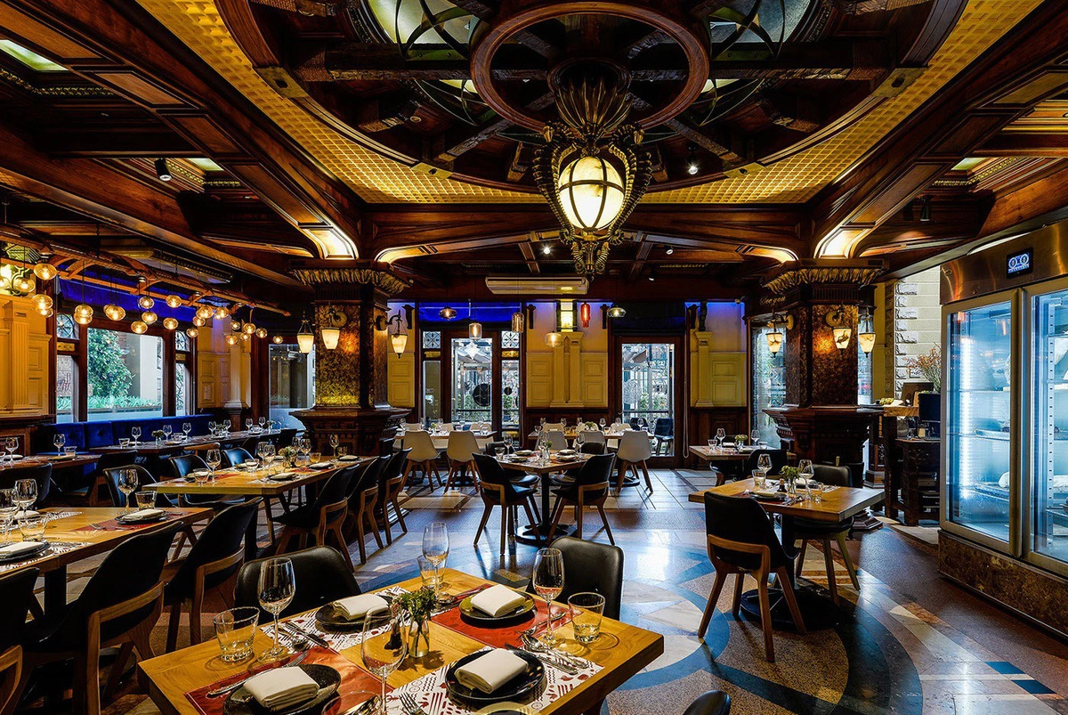 Nhà hàng đặt tiệc sinh nhật đẹp ở quận 1