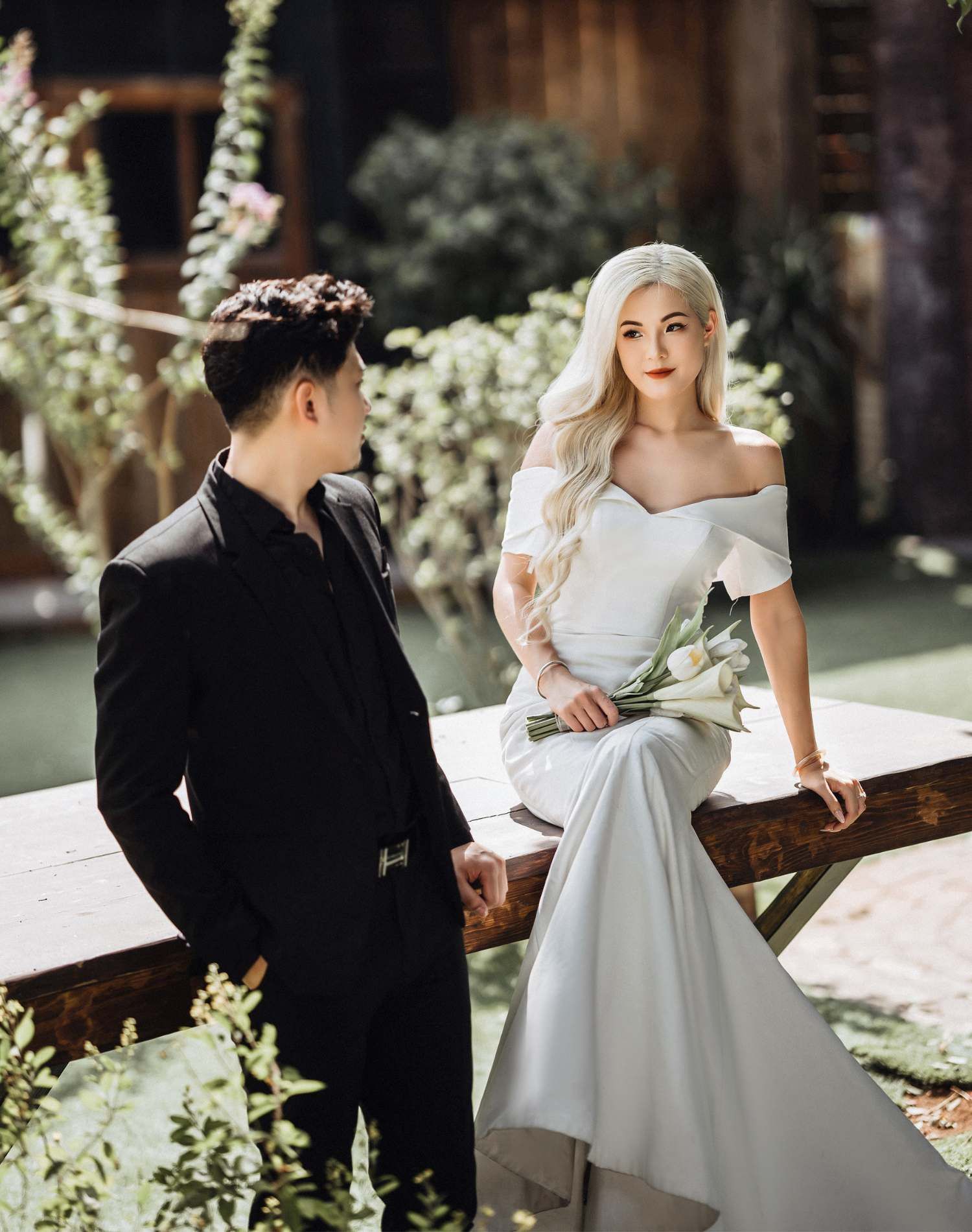 Background chụp ảnh cưới hot trend cho mùa cưới tháng 8/2025