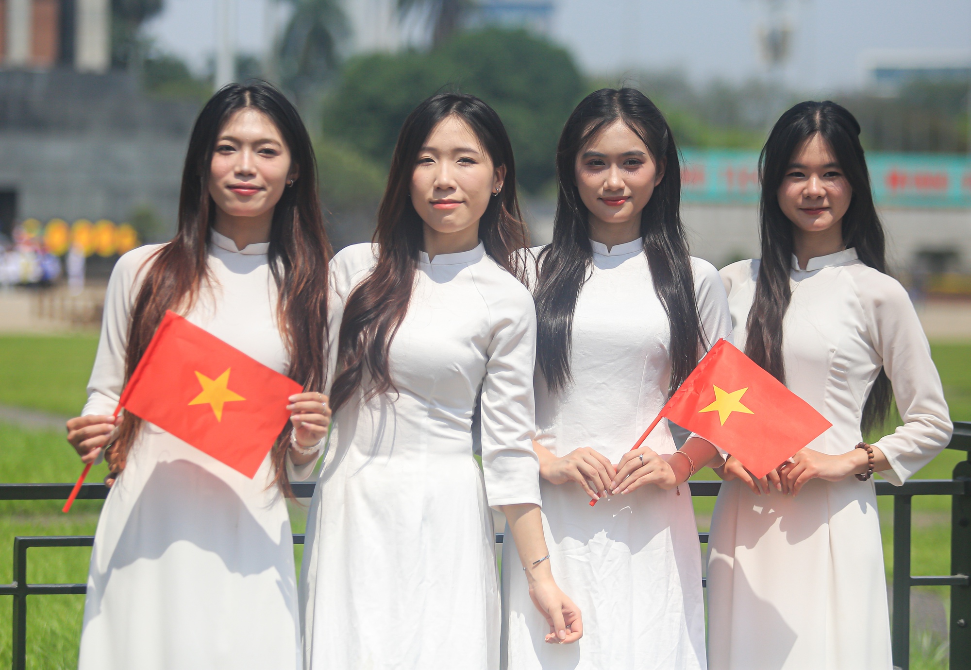 Cập nhật mới nhất: Chụp hình áo dài tại TP.HCM ngày 2/9 ở đâu uy tín? Cập nhật mới nhất: Chụp hình áo dài tại TP.HCM ngày 2/9 ở đâu uy tín?