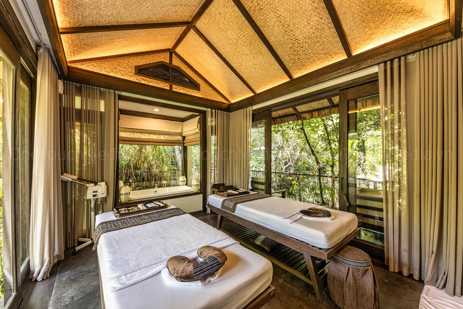 Tìm kiếm địa chỉ chụp ảnh quảng cáo khách sạn, nhà hàng, resort tại Hà Nội Tìm kiếm địa chỉ chụp ảnh quảng cáo khách sạn, nhà hàng, resort tại Hà Nội