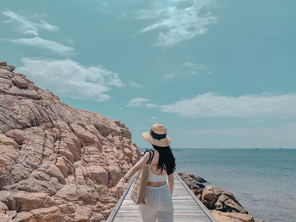 Xu hướng chụp ảnh nghệ thuật tại biển và cách tạo dáng ấn tượng Xu hướng chụp ảnh nghệ thuật tại biển và cách tạo dáng ấn tượng