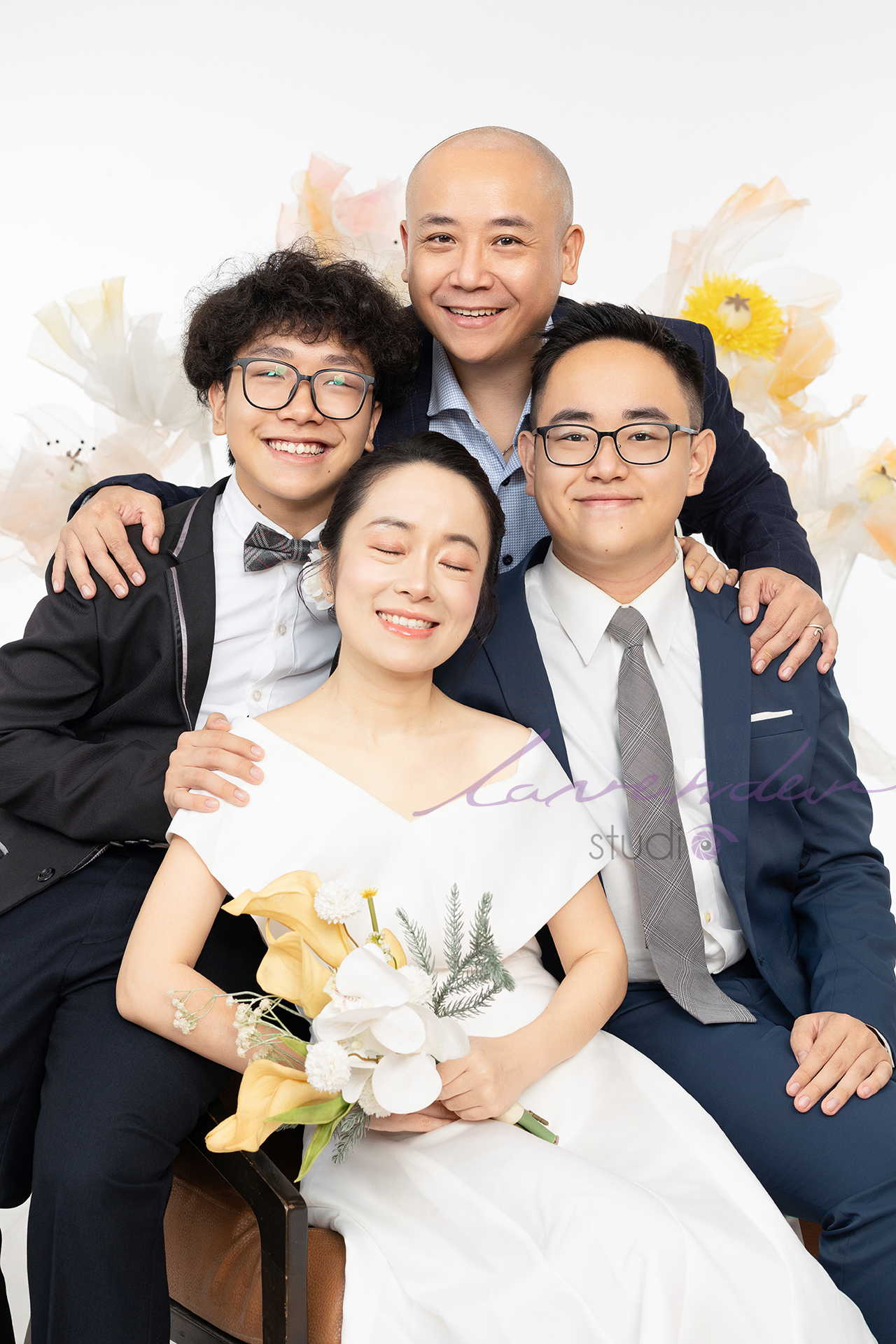 Tại sao chụp hình kỷ niệm ngày cưới ngày càng được các gia đình quan tâm? Tại sao chụp hình kỷ niệm ngày cưới ngày càng được các gia đình quan tâm?