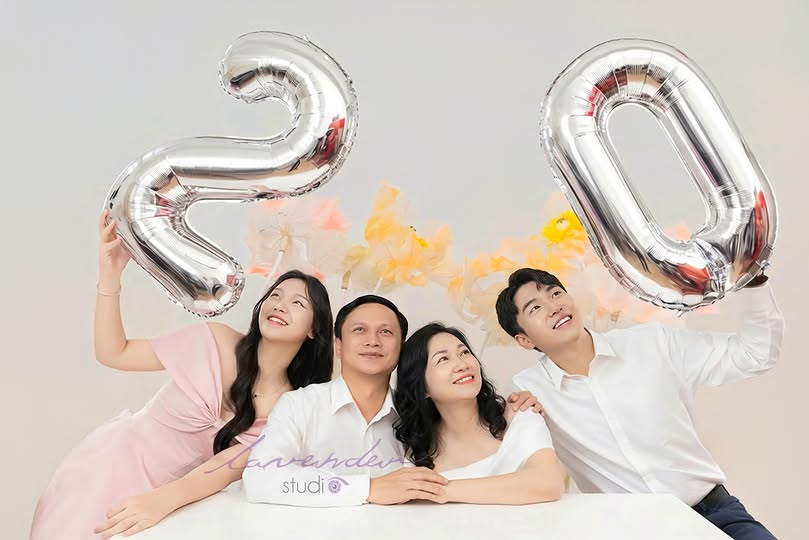 Tại sao chụp hình kỷ niệm ngày cưới ngày càng được các gia đình quan tâm? Tại sao chụp hình kỷ niệm ngày cưới ngày càng được các gia đình quan tâm?