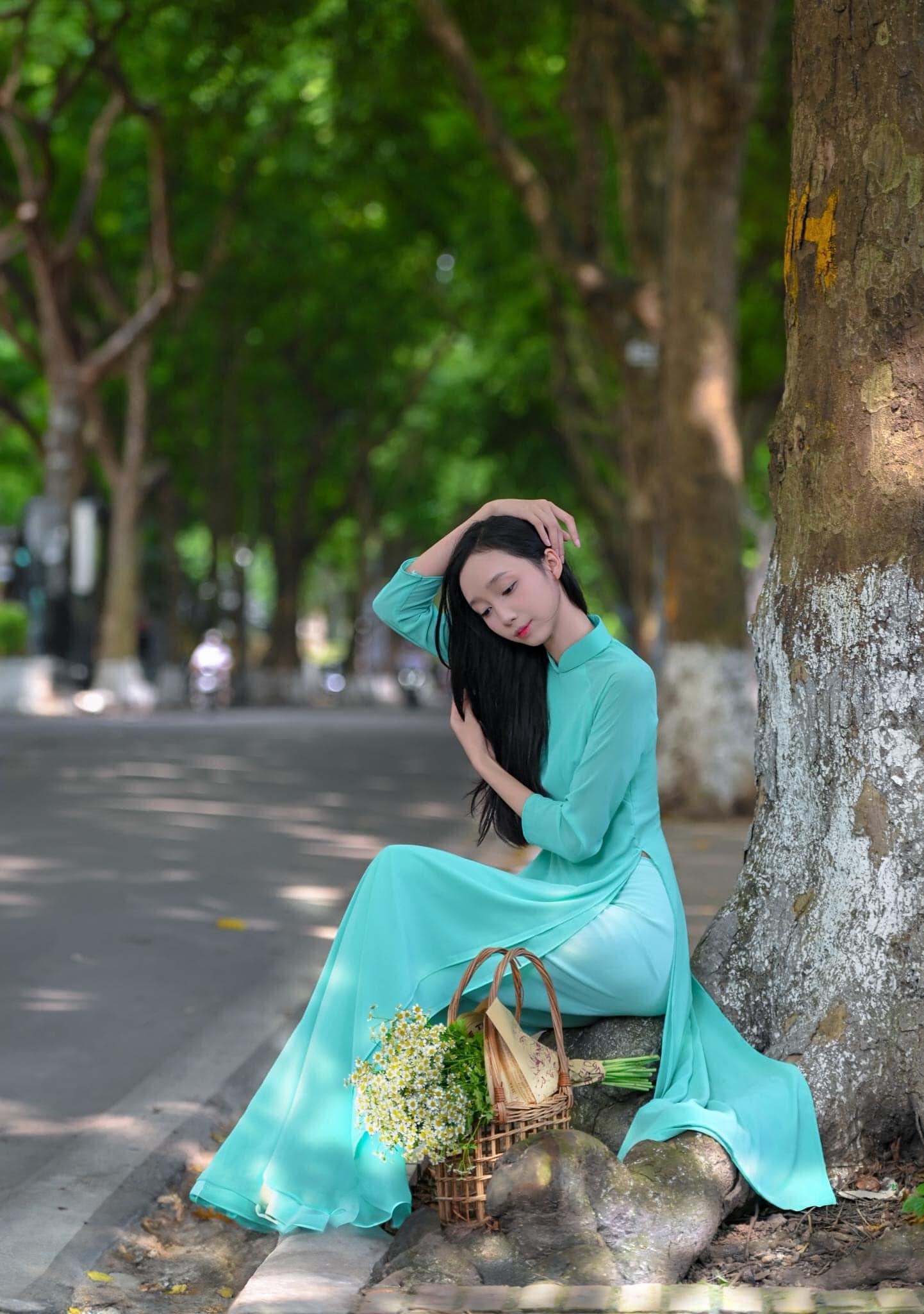 Chụp ảnh áo dài Tết vintage – dịu dàng ngày xuân