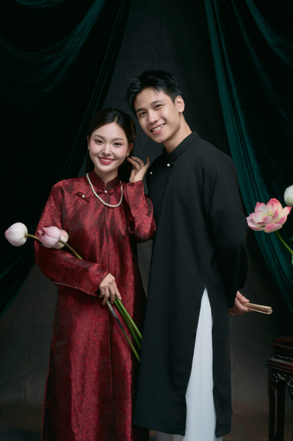 Ý tưởng chụp ảnh couple áo dài chân dung 2026