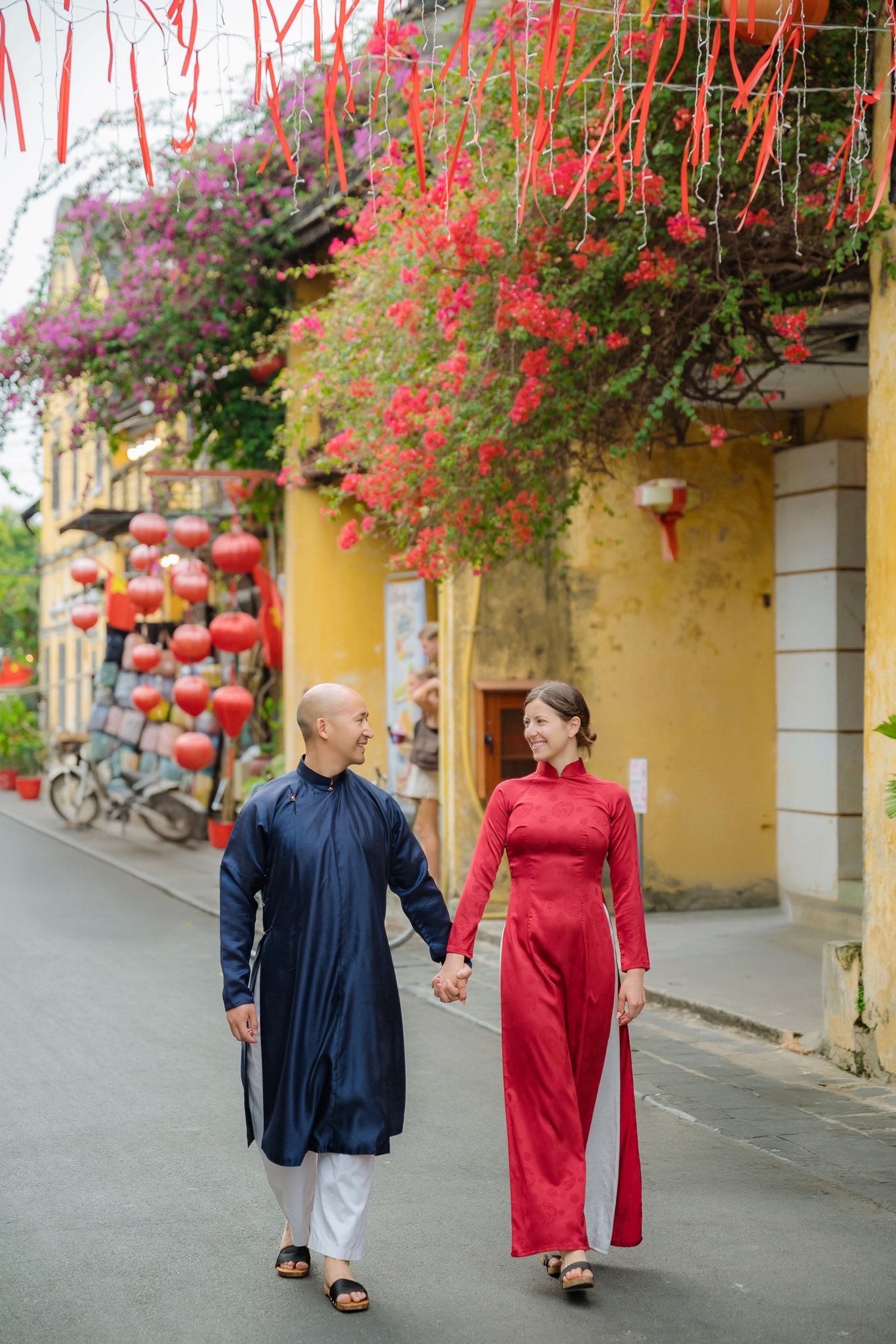 Chụp ảnh couple áo dài theo xu hướng 2026 tại Hội An: Khám phá vẻ đẹp truyền thống và hiện đại