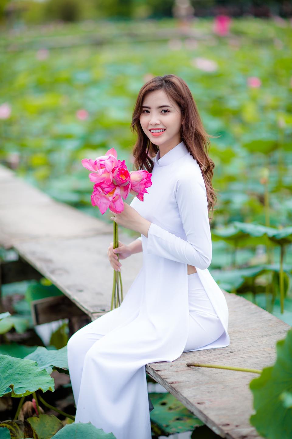 Hướng dẫn chụp hình nghệ thuật ngoại cảnh đẹp tại TP.HCM - Mùa hè 2026