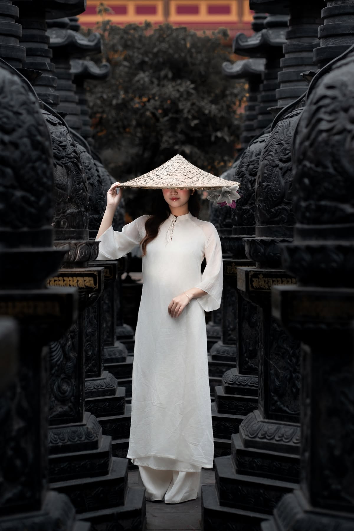Hướng dẫn chi tiết cách tạo dáng khi chụp ảnh áo dài Hướng dẫn chi tiết cách tạo dáng khi chụp ảnh áo dài
